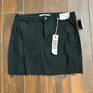 NWT Celebrity Pink black skirt size 11